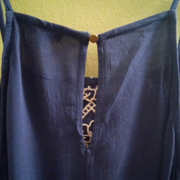 Womans L Eyeshadow Blue Embellished Camisole Relaxed Fit Summer Lightweight Flow - Picture 4 of 5